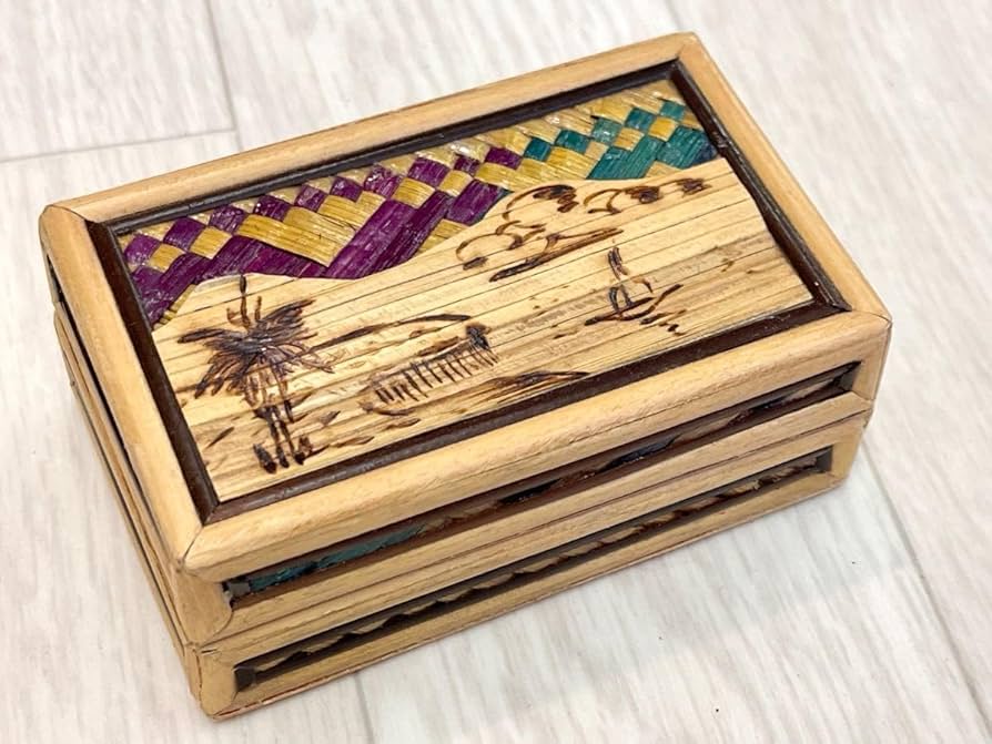 東南アジアで買ったお土産の置き物 シーサー 琉球焼き 立ち横向き(大) 沖縄 お土産 置物 玄関 魔除け